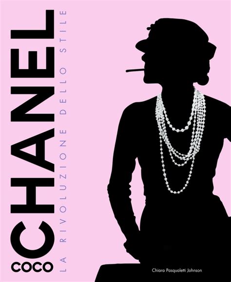 copertina rivista coco chanel|Coco Chanel ha cambiato il guardaroba femminile con .